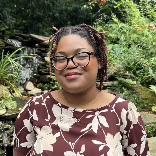 Christina Priva image